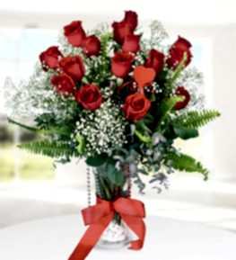 15 Red Roses in Vase