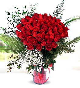 125 Red Roses in Vase