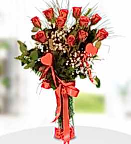 11 Red Roses in Vase with Hearts