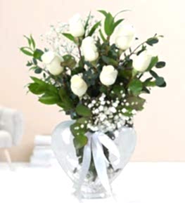 7 White Roses in Heart Vase