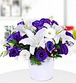 Purple Lisianthus Arrangement in Ceramic